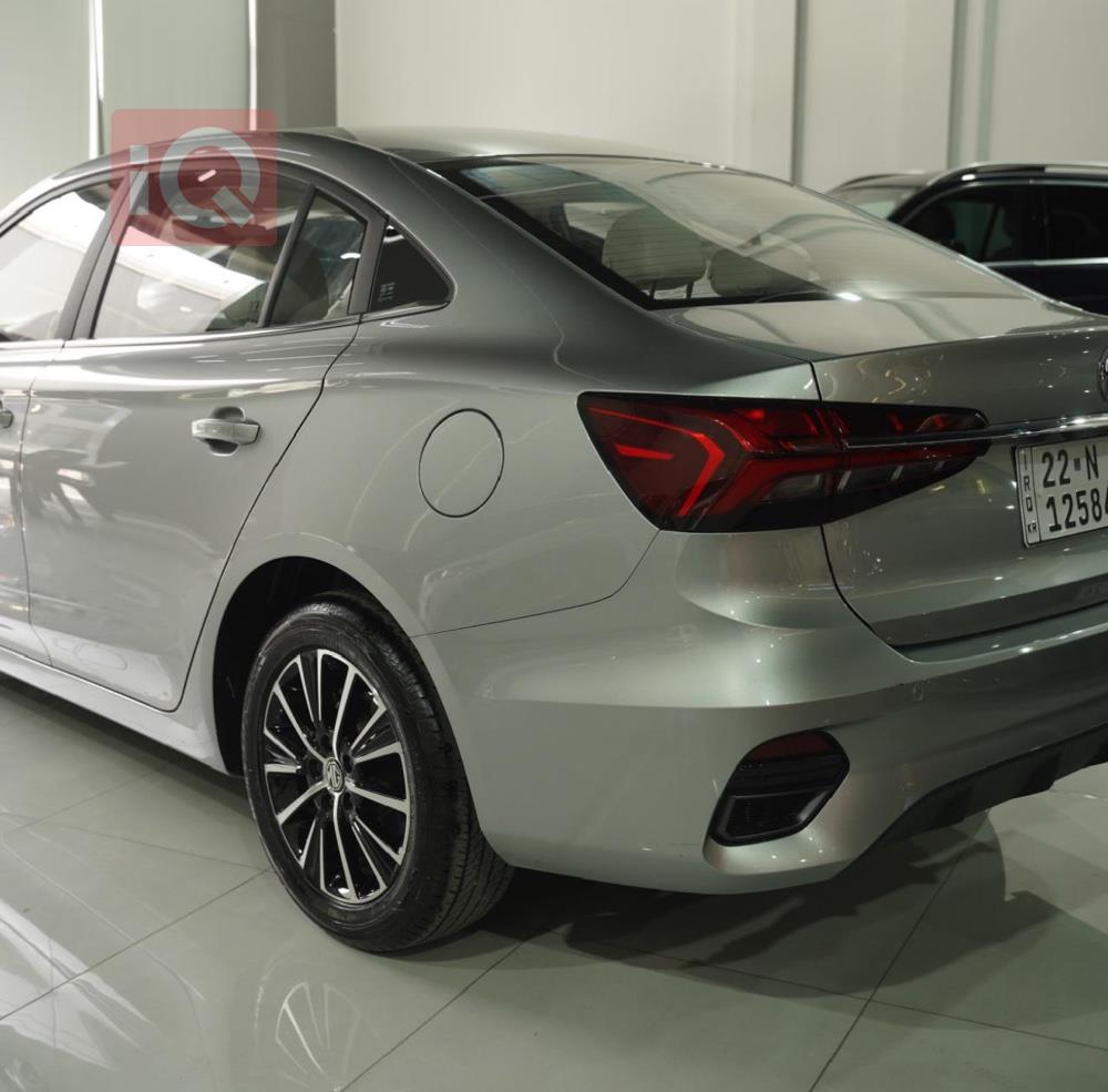 MG 5